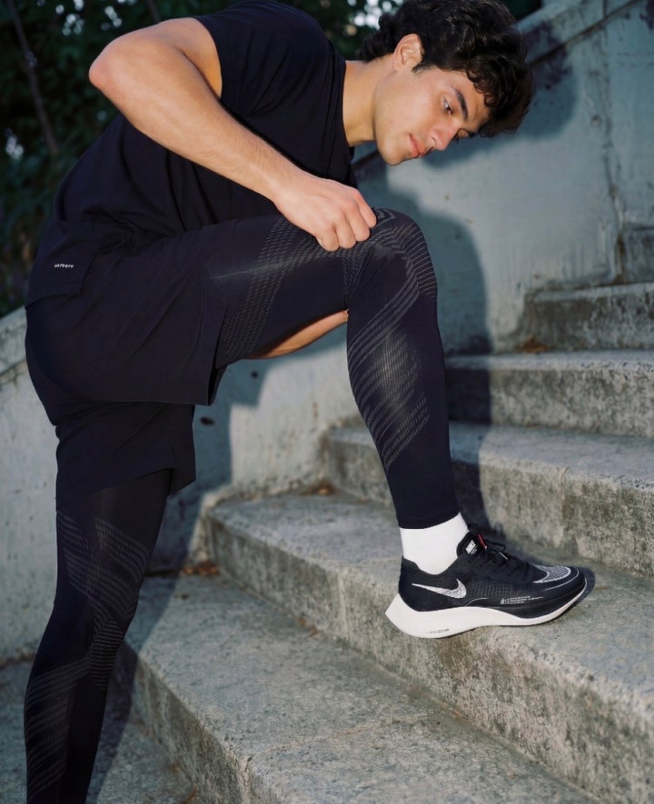 NEOTEC V3™ - Knee Compression Sleeves
